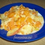 Кукурузная каша с фруктами